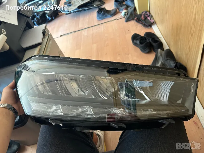 6VB941016  Десен фар за Skoda Fabia 4 , снимка 1