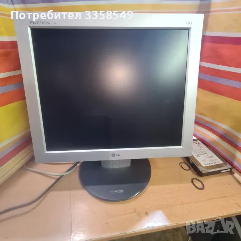 Продавам монитор LG  flatron 17" комплект с кабели, снимка 1