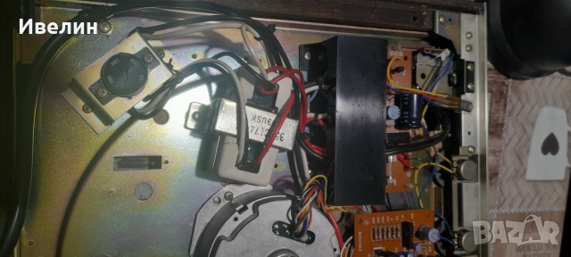 Продавам грамофон ITT HIFI 8012, снимка 5 - Грамофони - 53124516