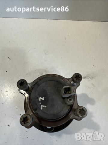 Задна лява главина за Volvo XC60 2.0D (2011), снимка 2 - Части - 53741911