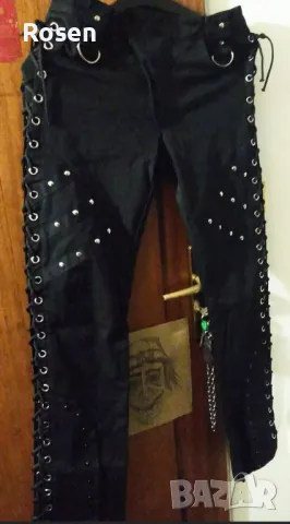 Продавам:Черни еластични рокерски дънки Vixxin Чешки No32., снимка 2 - Дънки - 47725605
