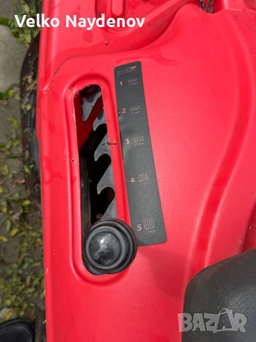 Трактор-косачка , снимка 4 - Градинска техника - 52351370