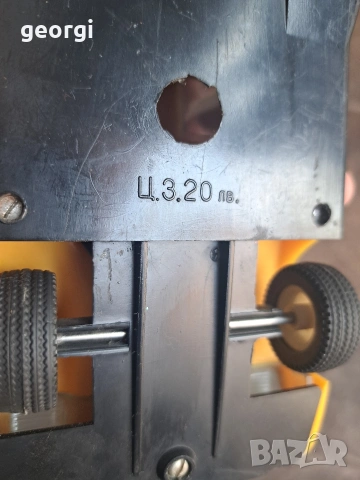 лот стари играчки от соца 34/2, снимка 13 - Коли, камиони, мотори, писти - 53845146