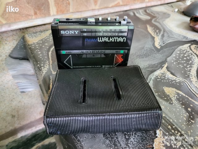SONY WM-F55, снимка 4 - Радиокасетофони, транзистори - 41584741