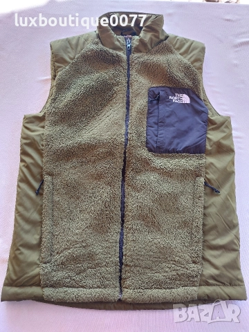 Чисто нов без етикет елек The North Face M, снимка 2 - Други - 52650785