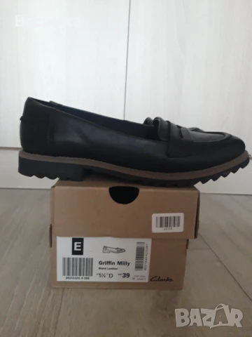 Дамски ниски затворени обувки Clarks, снимка 4 - Дамски ежедневни обувки - 50941524