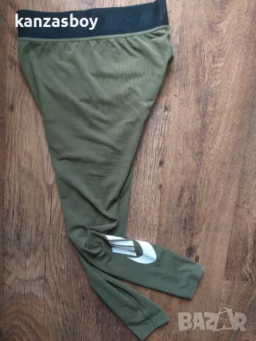 Nike - дамски клин р-р М, снимка 2 - Клинове - 49332066