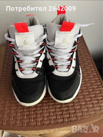 Jordan маратонки оргинални 44 номер 