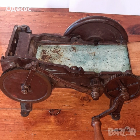 Стар  механичен уред  гилотина за рязане на тютюн, снимка 3 - Антикварни и старинни предмети - 53684086