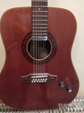 Компрометирана ел-акустична 12 струнна китара  Eko ., снимка 2 - Китари - 38850195