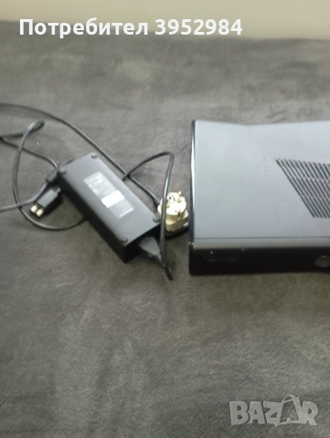 Продавам Xbox 360 с 2 джойстика и 33 , снимка 2 - Xbox конзоли - 52343172