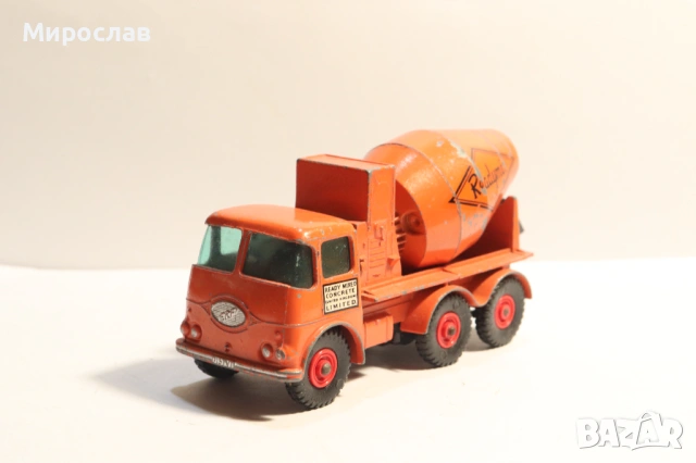 MATCHBOX БЕТОНОВОЗ МИКСЕР КОЛИЧКА КАМИОН МОДЕЛ, снимка 3 - Колекции - 53411602
