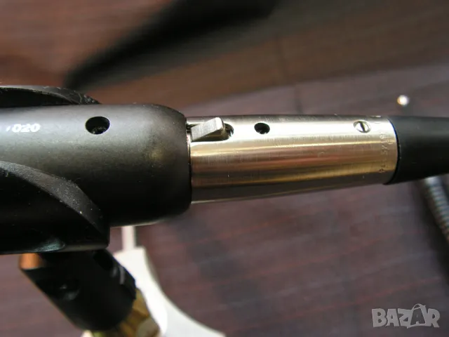 Вокален, динамичен микрофон  на PIP Audio с кабел , снимка 14 - Микрофони - 49263285