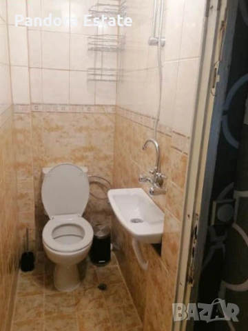 Продава едностаен апартамент в Центъра, снимка 5 - Апартаменти - 53793453