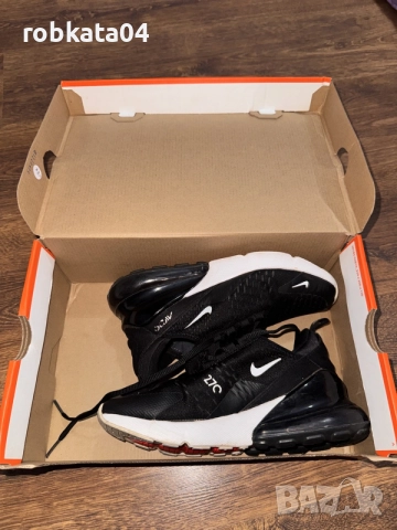 Nike Air Max 270-оригинални-36.5 размер, снимка 2 - Маратонки - 56120776