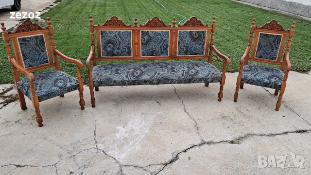 Диван и две кресла масив орех