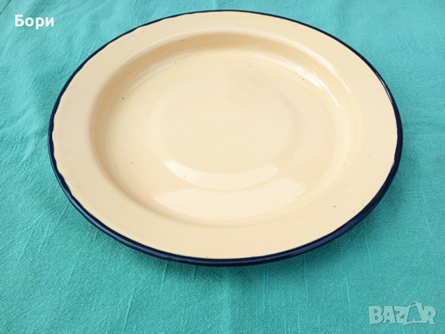 Стара Голяма емайлирана чиния/плато, снимка 3 - Съдове за готвене - 36143943