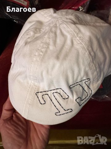 Шапки Tommy Jeans, снимка 6 - Шапки - 41850443