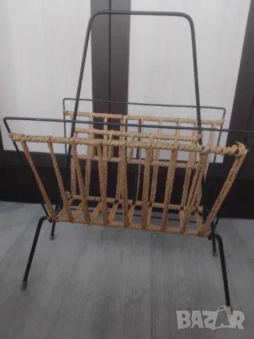 Стара метална поставка за вестници и списания, снимка 3 - Антикварни и старинни предмети - 49852633