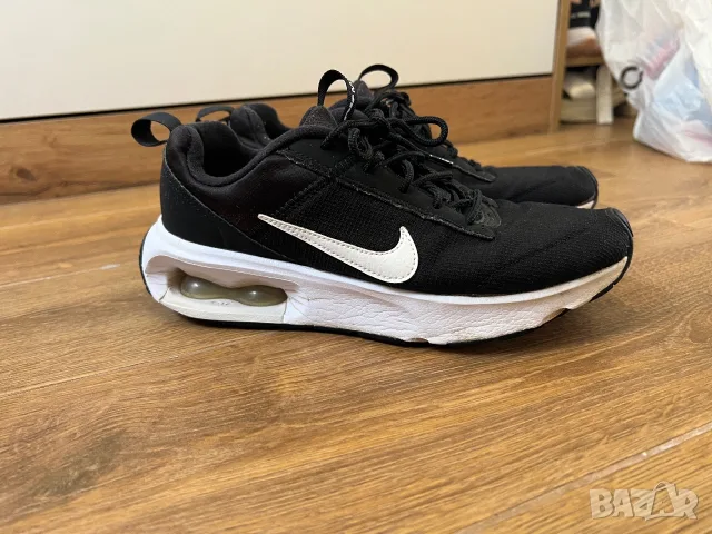 Дамски маратонки Nike air, снимка 3 - Маратонки - 56238889