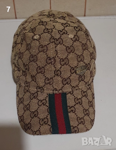 Оригинален кожен колан и шапка Gucci Italy , снимка 4 - Колани - 52058810