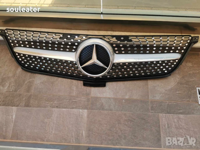 Диамантена решетка/Diamond Grill с емблема за Mercedes ML W166
