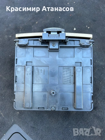 Поставка чаши подлакътник  Шевролет каптива. 2006-2010г, снимка 2 - Части - 53643525