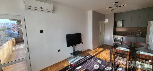 тристаен апартамент под наем , снимка 13 - Апартаменти - 53175244