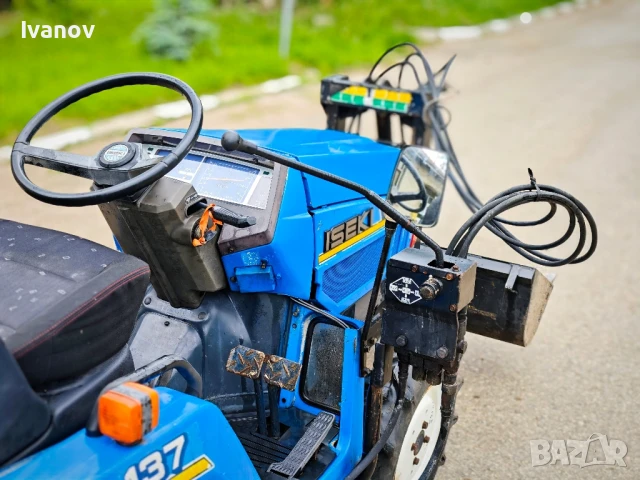 Трактор Исеки 137 с челен товарач и фреза, снимка 8 - Селскостопанска техника - 50459760