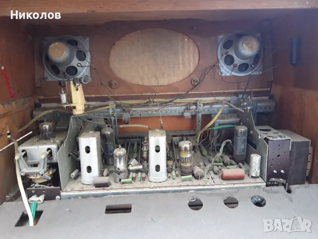 Продавам радиограмофони, снимка 5 - Антикварни и старинни предмети - 18350697