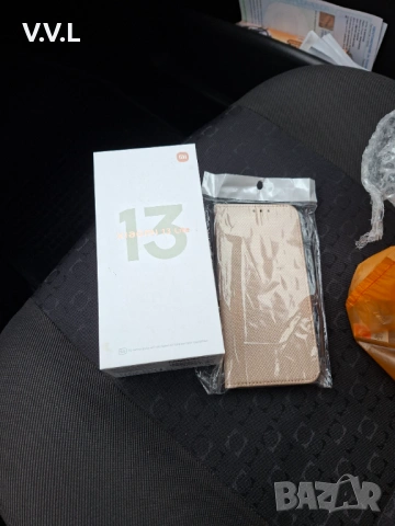 Продавам Нов телефон - Xiaomi 13 Lite 5G - 8/256.