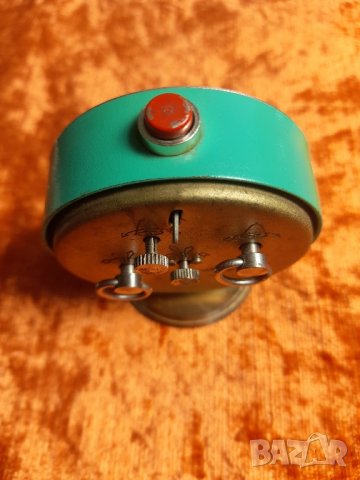 Стар Руски будилник-Слава, снимка 6 - Колекции - 42232958