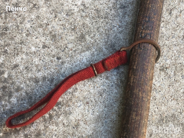 стар военен /алпийски/ пикел "STUBAI" - MADE IN AUSTRIA - WWII - WEHRMACHT Gebirgsjäger, снимка 4 - Антикварни и старинни предмети - 51776165