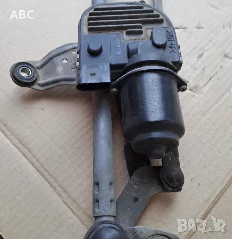 Механизъм за чистачки + моторче Passat B6 , снимка 5 - Части - 48337449