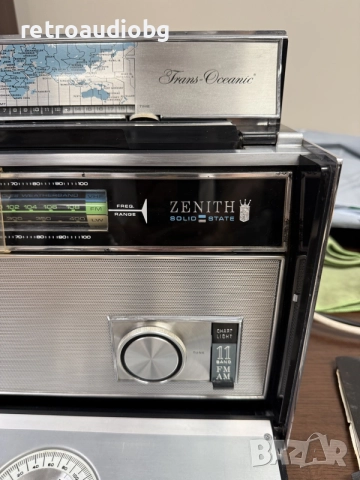 🔈Винтидж колекционерско радио Zenith Trans-Oceanic Royal D7000Y🔈, снимка 5 - Радиокасетофони, транзистори - 56106378