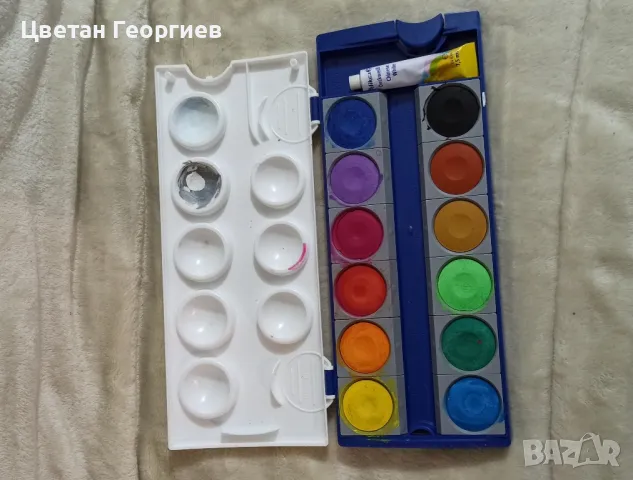 акварелни бои пеликан