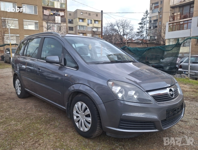 Опел Зафира 1.6 klimatik 7места, снимка 3 - Автомобили и джипове - 51973991