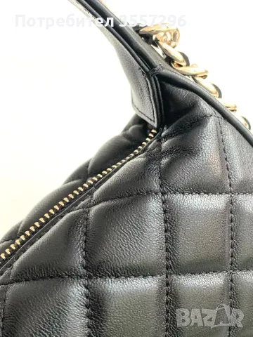 Дамска чанта Chanel, снимка 3 - Чанти - 56344779