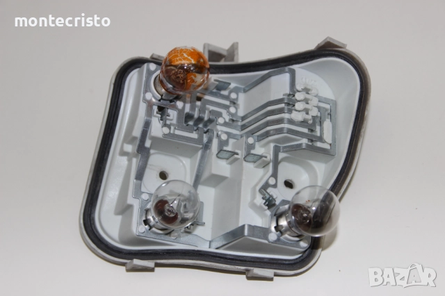 Дясна платка стоп Audi A3 8P facelift 5 врати sportback (2008-2012г.) десен ламподържач 8P4945258D