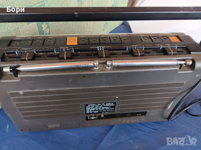 BERLIN DELUXE TR-806LS Радиокасетофон, снимка 13 - Радиокасетофони, транзистори - 44588750