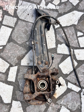 Шенкел главина задна десен за Шевролет каптива 2.0 CDTI. 4X4. 150кс. 2008г, снимка 3 - Части - 51957235