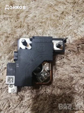 Продавам сензор за ток на батерията за Мерцедес W205, снимка 2 - Аксесоари и консумативи - 48592821