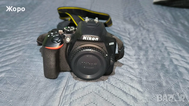 Фотоапарат Nikon D3500 + обектив Nikkor AF-S DX 55-300mm