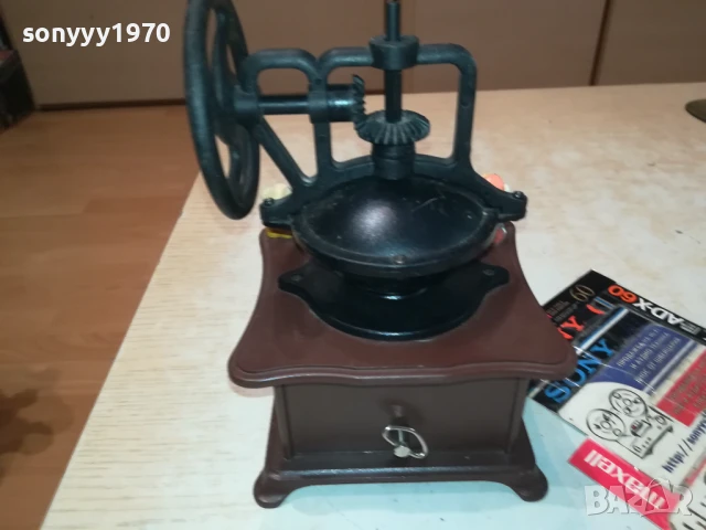 МУЗИКАЛНА МЕЛНИЦА 0606251024, снимка 7 - Антикварни и старинни предмети - 50570837