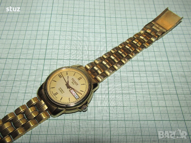 Мъжки швейцарски самонавиващ часовник Tissot, снимка 7 - Антикварни и старинни предмети - 53622742