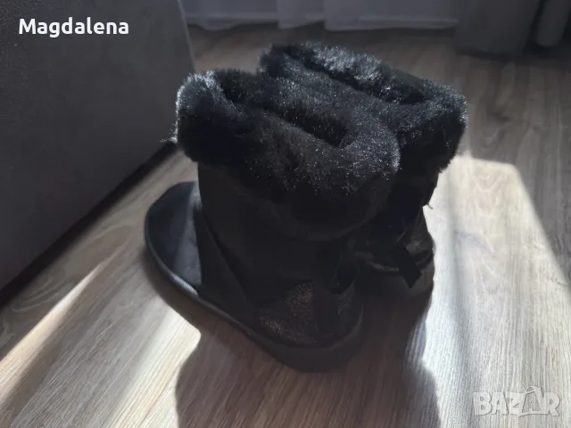 Черни боти с пух/ апрески