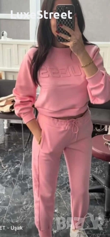 Дамски Комплект 🤍Guess