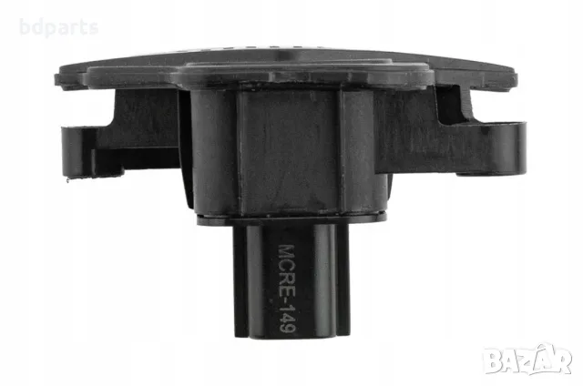 Бутон за отваряне на багажник Renault Megane 4 Седан, Черен, снимка 4 - Части - 56142043