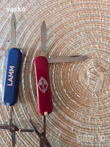 Victorinox Switzerland-много добри, снимка 8 - Ножове - 55774030