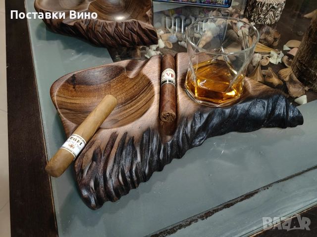 Пепелник за пури с място за чаши